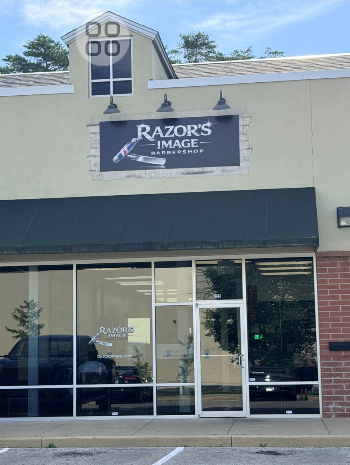 Razor's Image Barbershop apprenticeship journey in Bloomington, Indiana